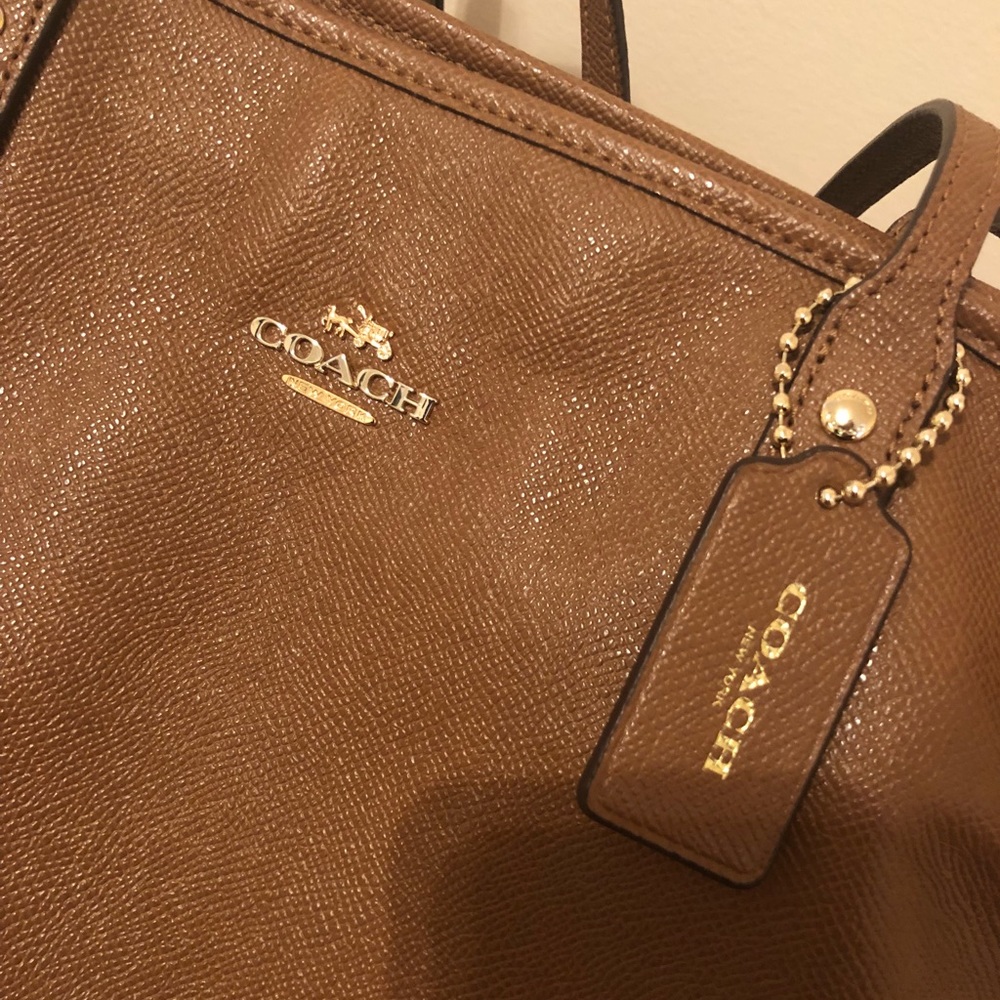 Coach Handbag - Picture 2 of 2